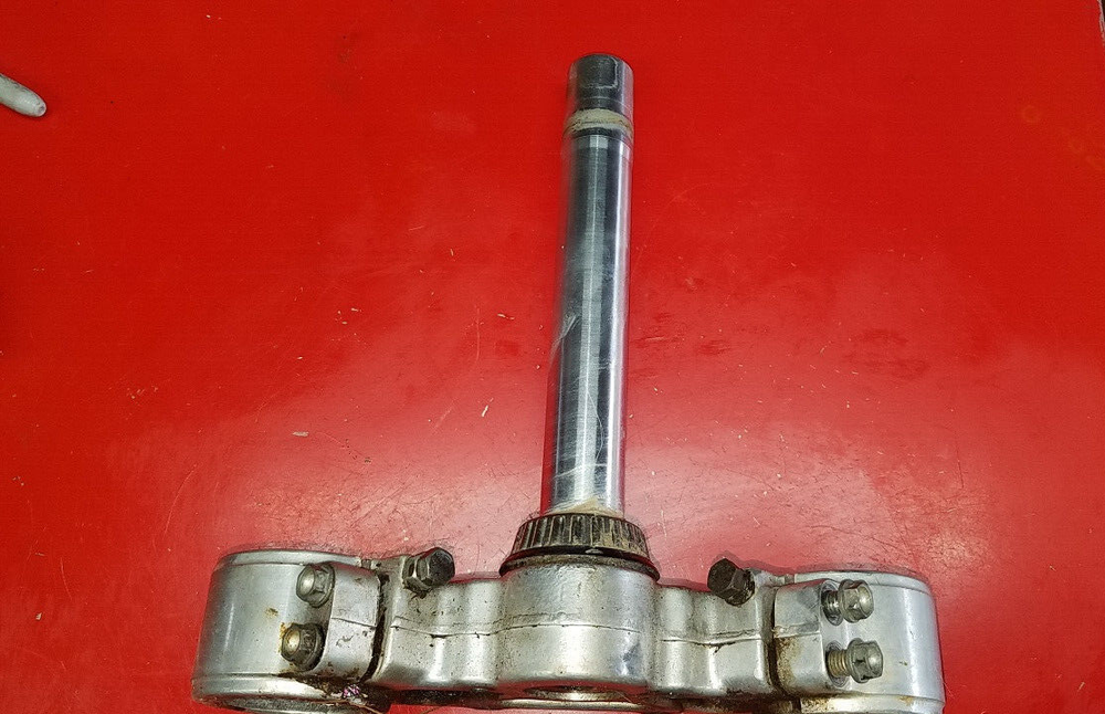 KTM 360 EXC 1996 BOTTTOM TRIPLE TREE FORK PLATE