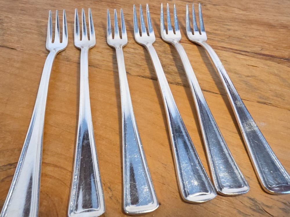 6 IS Gramercy Pattern Silverplate Cocktail Forks VICTORS. CO. AI