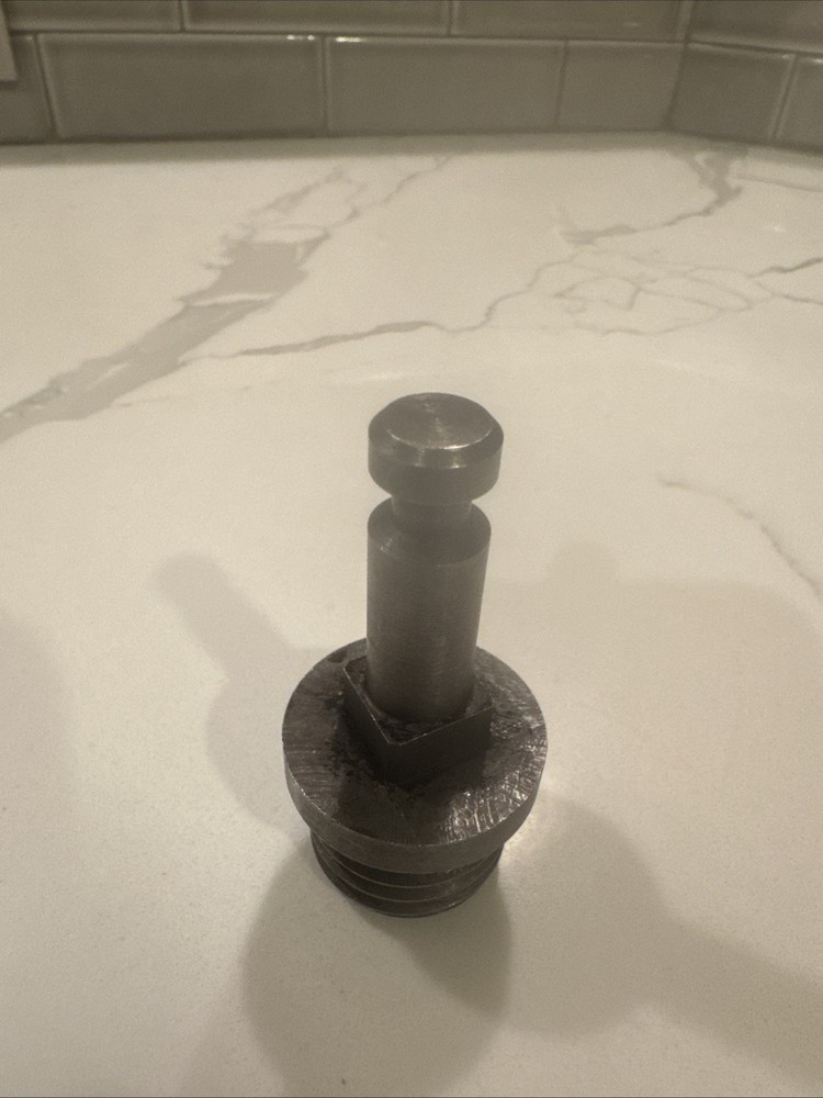 BIRO #32 FEED SCREW STUD OEM# 42MC-16CZ