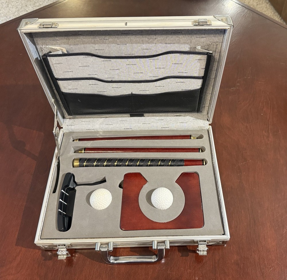 Golf Practice Putting Set in Metal Briefcase