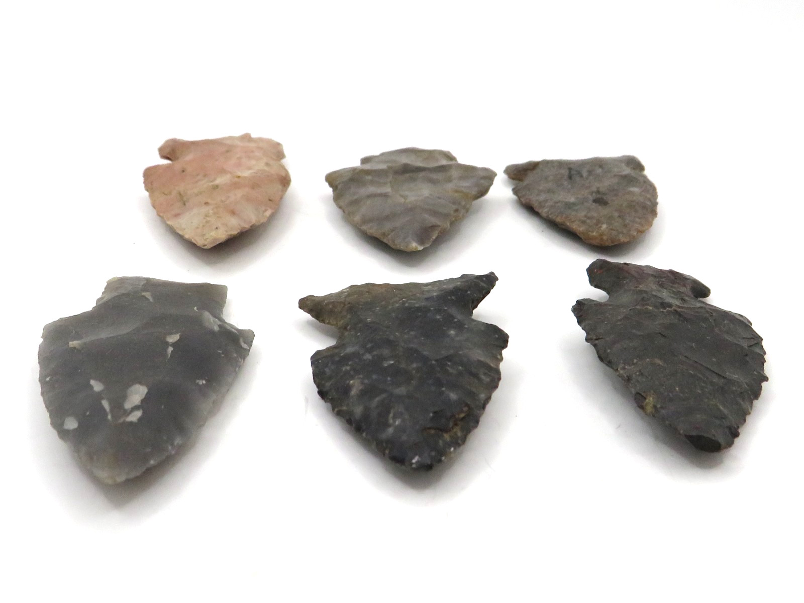 6pc LOT of NOTCHED INDIAN ARROWHEAD - AUTHENTIC w GREAT COLORS**