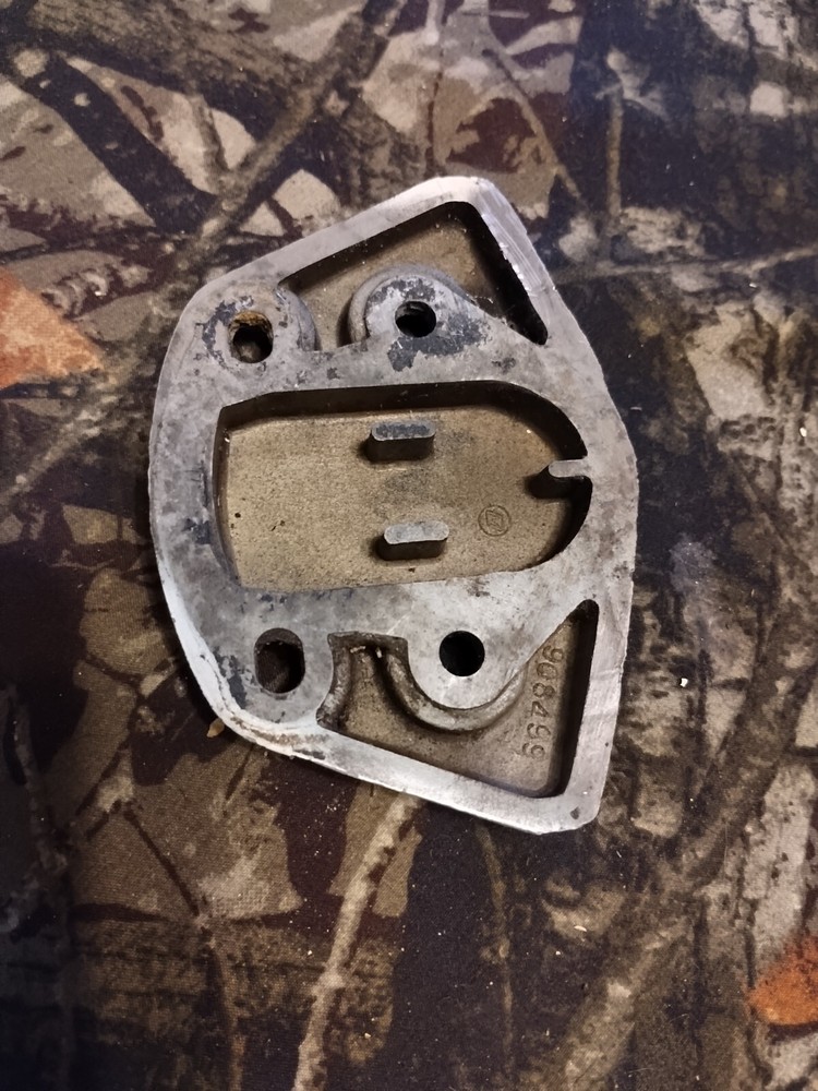 Pivot Cap Cover 908499 Omc