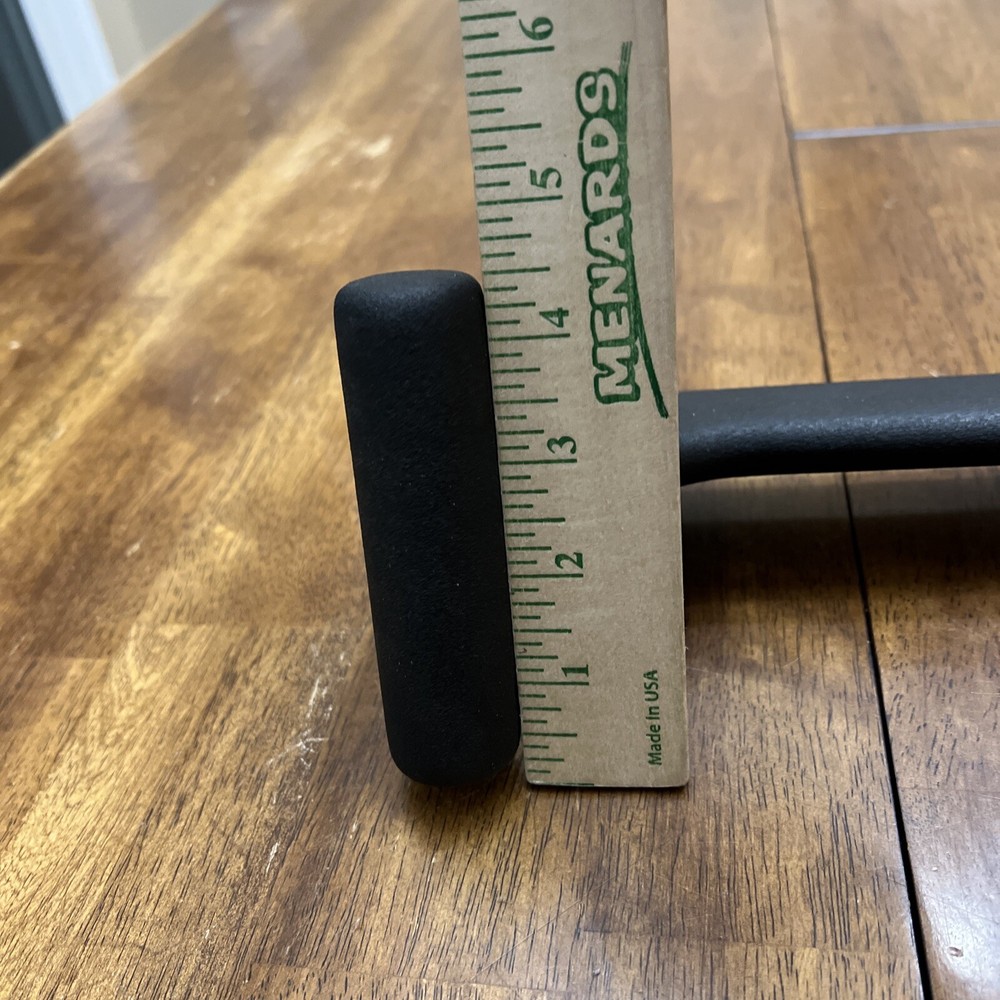 New Wide Outside Grip Pulldown Bar Handle Lat Pulldown or Row Attachment 32.5”