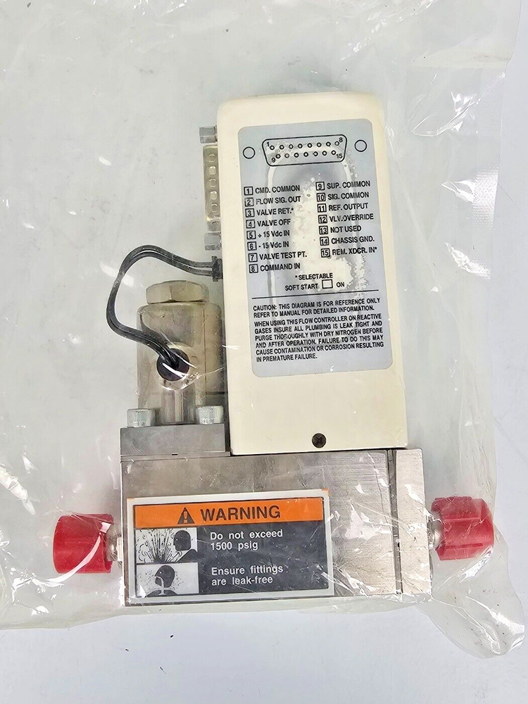 Brooks Instrument emcore mass flow controller 5850EME3CAFVBKC / H2 / 2 SLPM