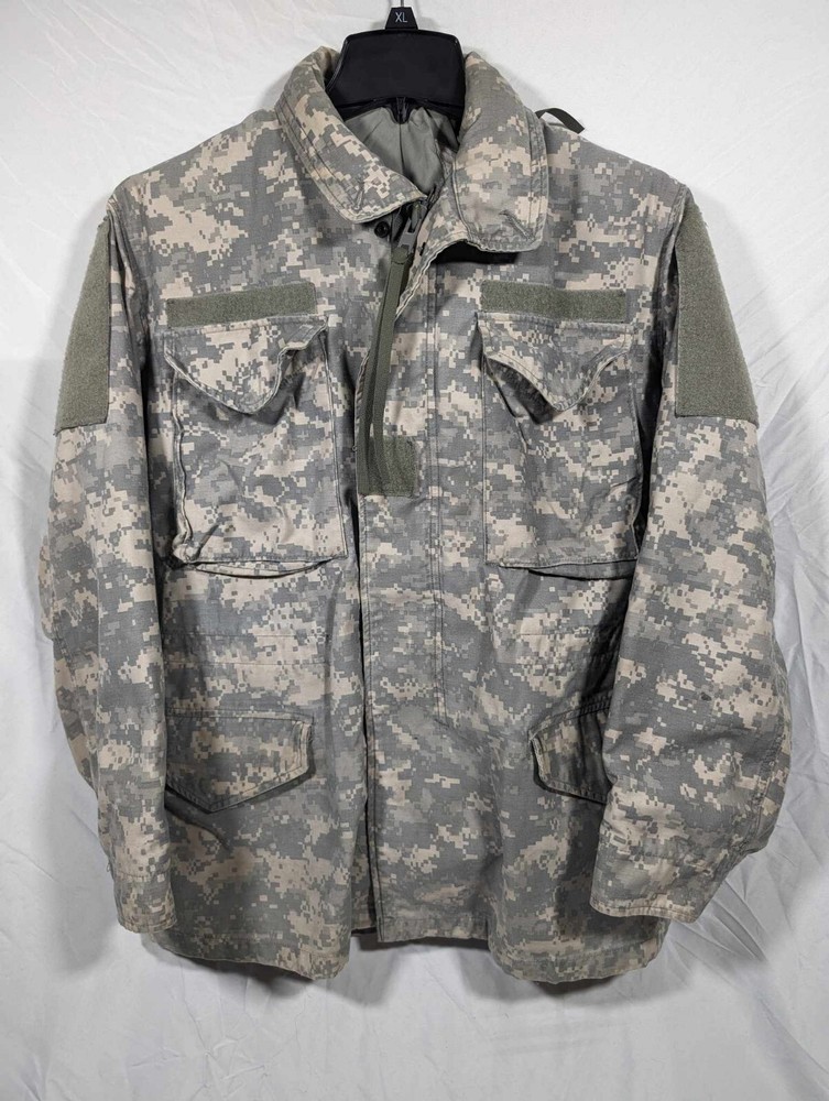 Military Issue Field Jacket Coat Cold Weather Universal Pattern Small Regular