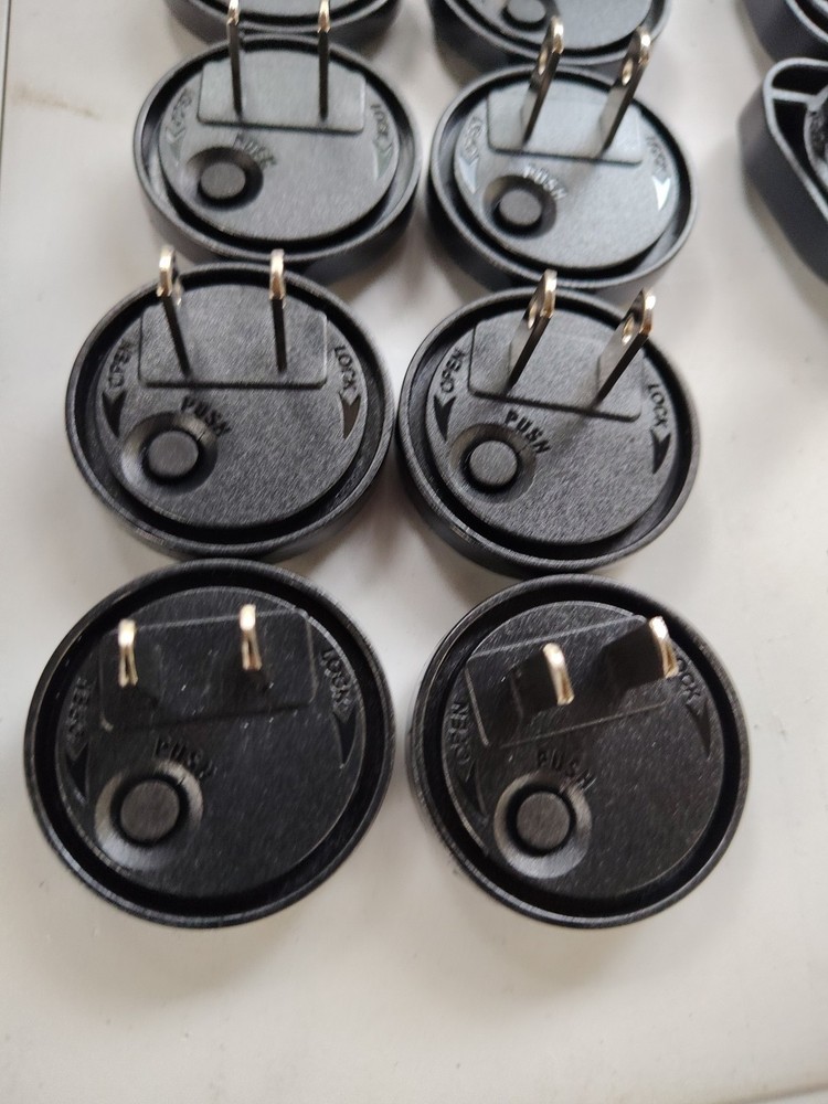 Manca Power Supply Base With 20 Adapters