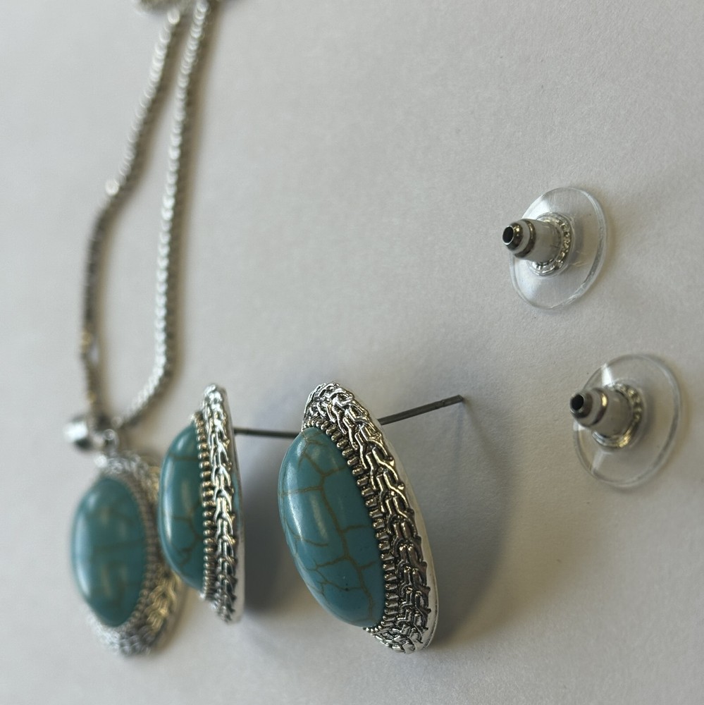 DIY Turquoise Necklace and Earrings Set