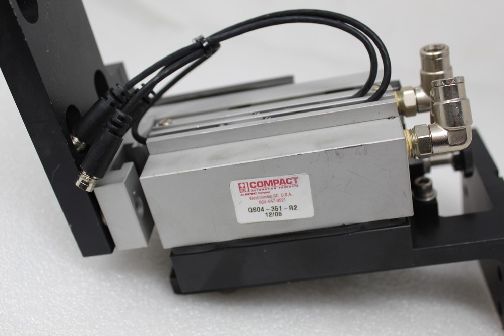 COMPACT AUTOMATION QS04-351-R2 PRECISION LINEAR STAGE WITH BRACKET