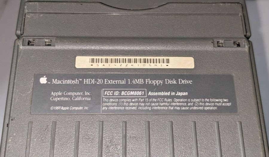 Apple HDI-20 External 1.4MB Floppy Disk Drive - Great Condition