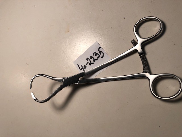 PATELLA GRASPING FORCEPS 6.75"