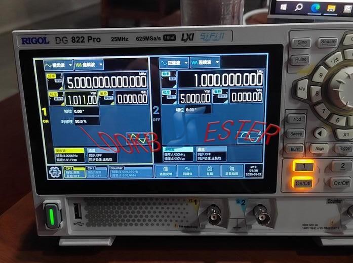 ONE NEW Rigol DG822 Pro Function/Arbitrary Waveform Generator 2 Channel 25 MHz