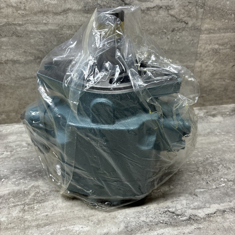 NACHI VDC-3B-1A5-E20 2260 High Pressure Variable Vane Pump Unit, New