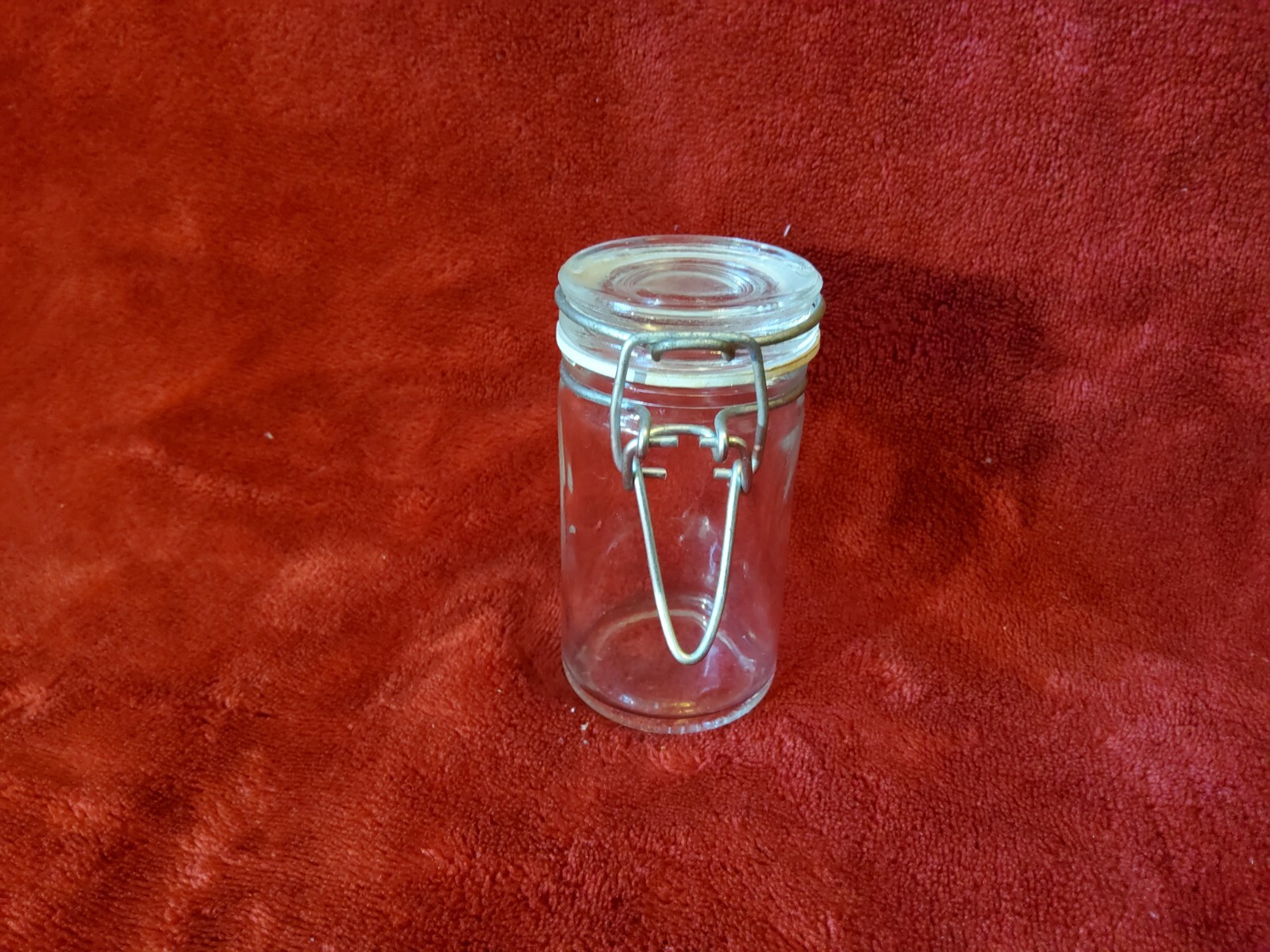 Jar With Locking Lid Clear Glass 3.25" x 1.75"