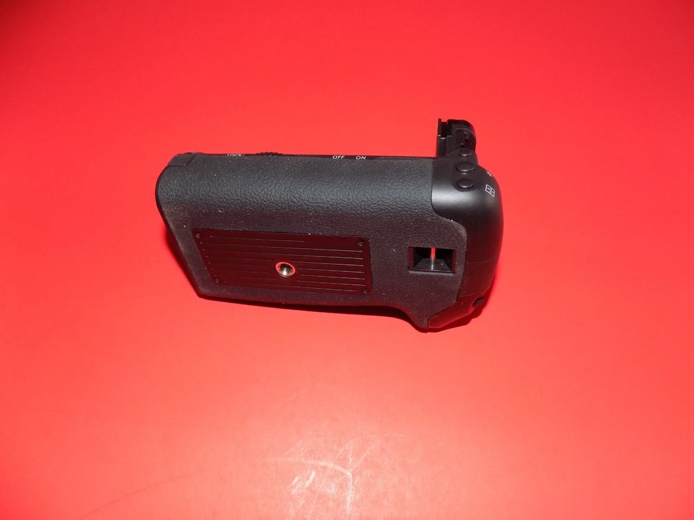 Multi Power Battery Pack Grip Holder for EOS 6D MarkII 6DII Camera as BG-E21