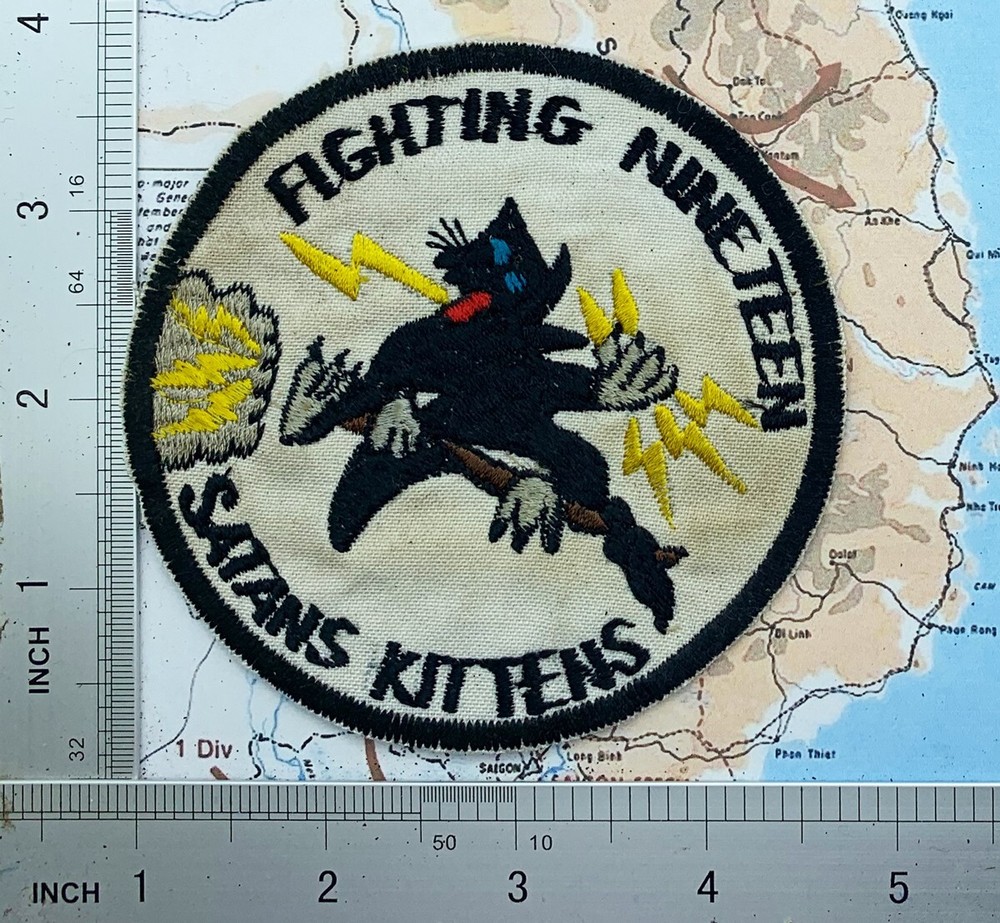 PATCH , SATANS KITTENS , FIGHTING NINETEEN Patch , t8-421