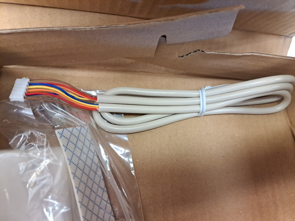 DAIKIN BRC944B2 wired remote controller kit NEW, open box