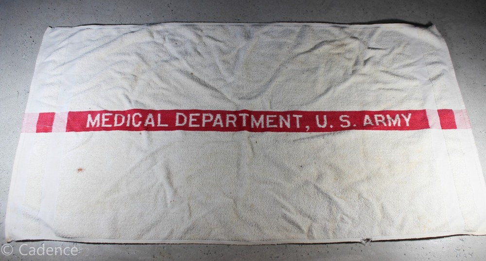 US WW2 Army Medical Department Full Size White Cotton Towel Red Stripe Rare S885