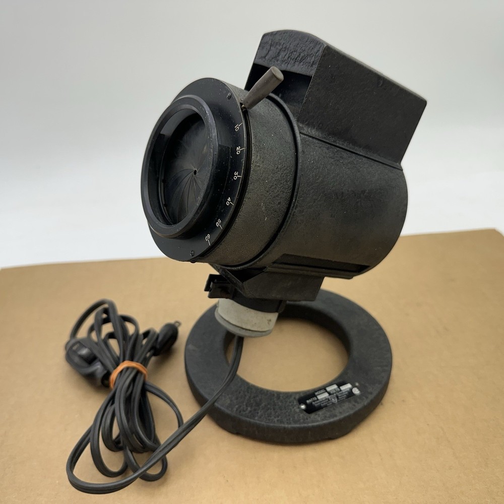MICROSCOPE ILLUMINATOR Antique Spotlight Model 370 American Optical Co.