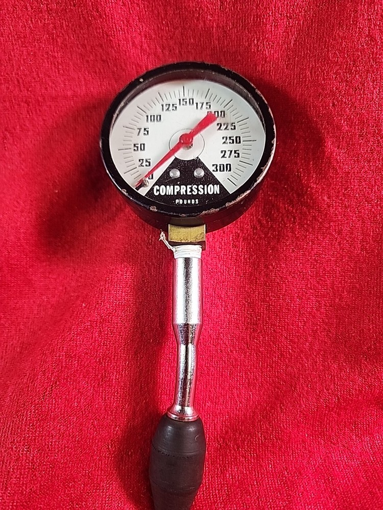 Vintage Compression Tester 300 LBS. Per Square In.