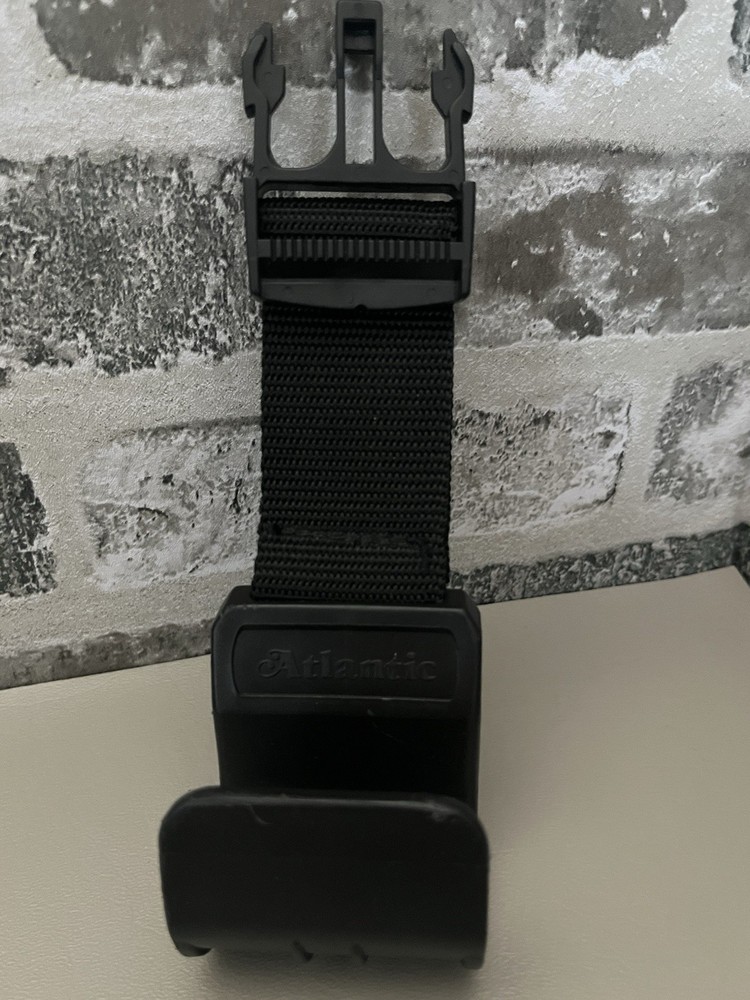 Atlantic Authentic Bag Luggage Hook Black