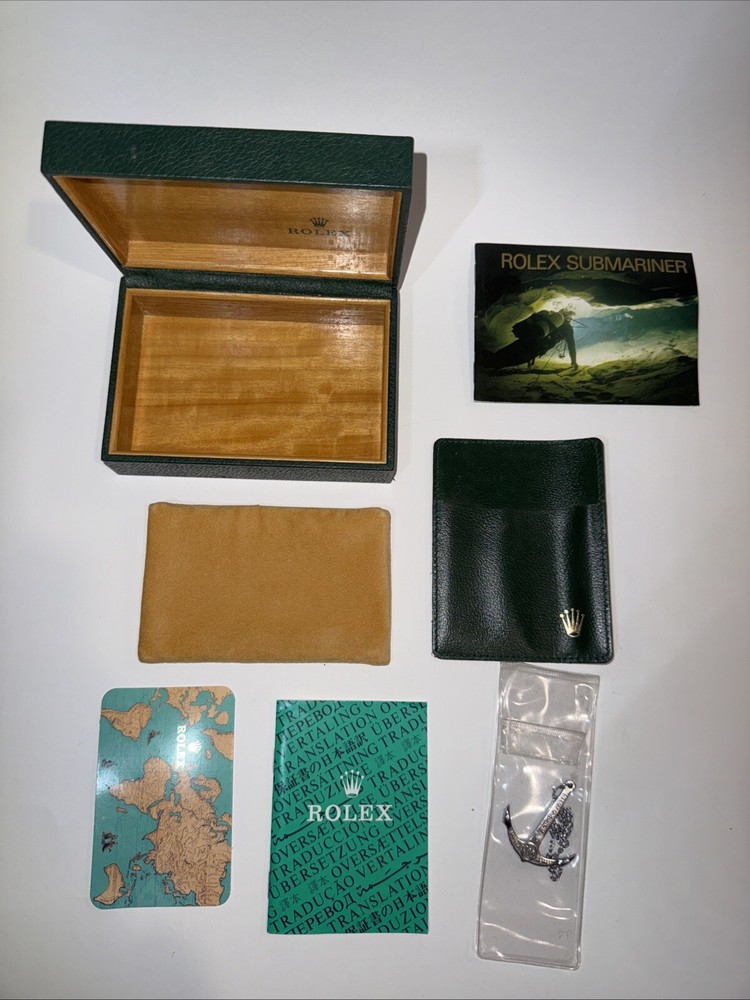 rolex submariner box with accessories