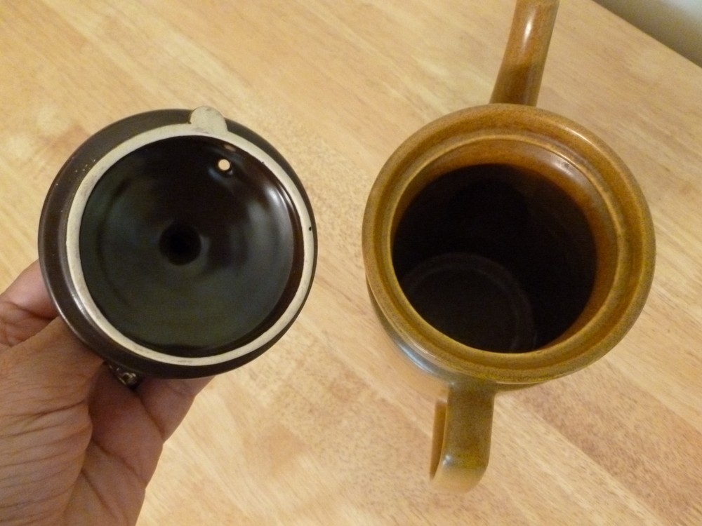 Asake Japan Stoneware Coffee / Tea Pot with Lid. Nice!