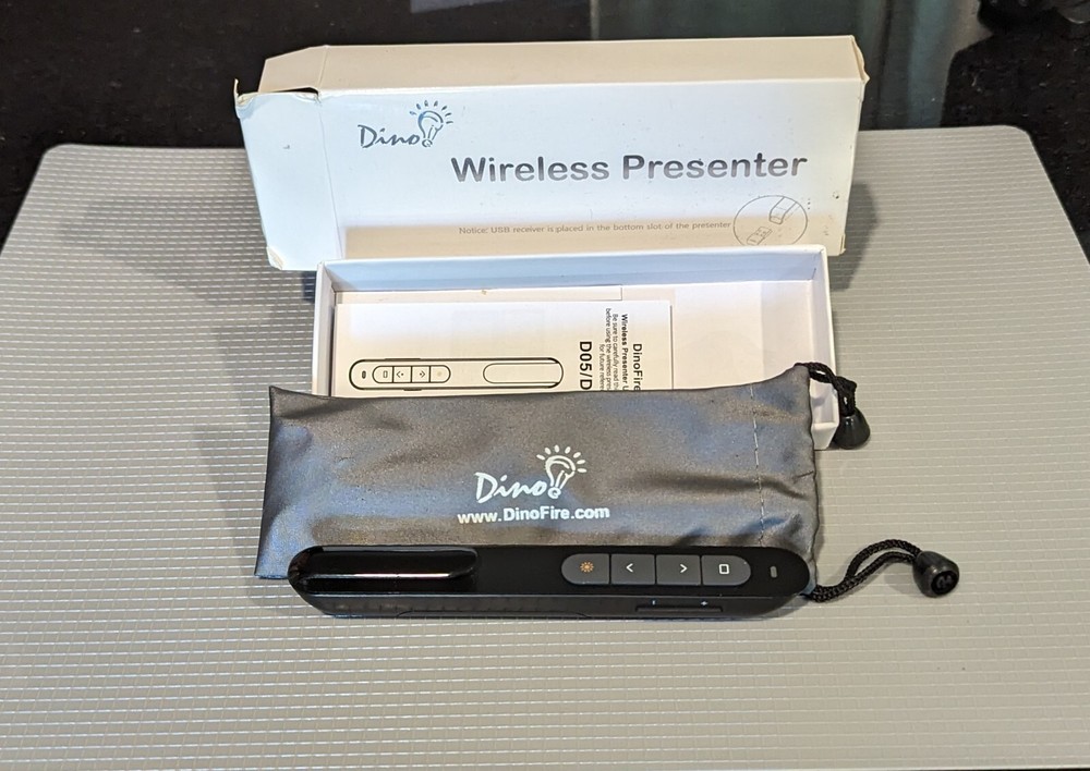 Dino Wireless Presenter Stick D05/D06 NEW IN BOX
