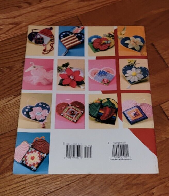 HEART POCKETS PLASTIC CANVAS 19 DESIGNS