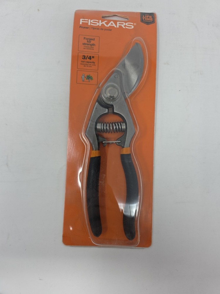 "FISKARS PRUNER 1 CUT CAPACITY SOFT HANDLE - "TITANIUM ANGLED HEAD"