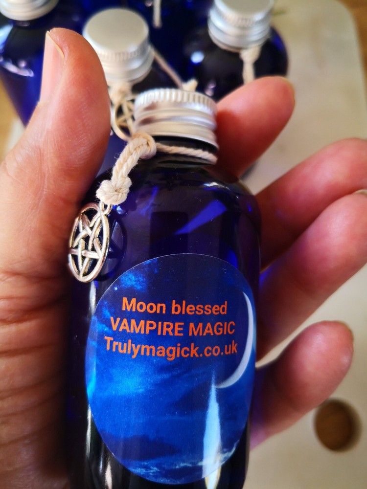 POWERFUL Vampire LUST & PASSION | SPELL CASTING & Witchcraft Aura Spray |Wicca