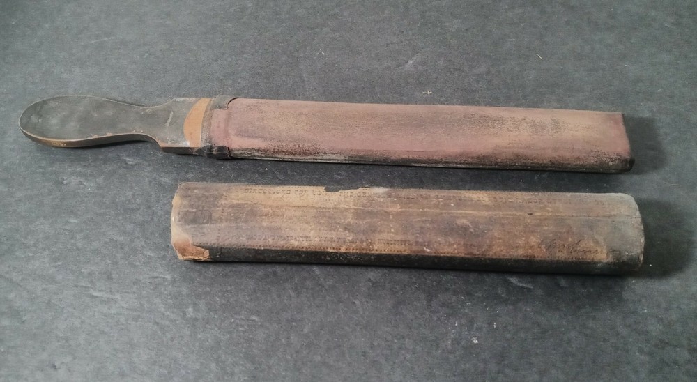 ANTIQUE VINTAGE EMERSON IMPROVED ELASTIC RAZOR STRAP STROP