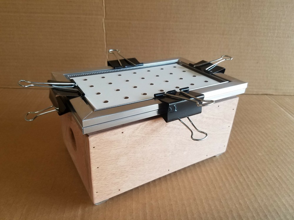 6" x 9" Vacuum forming machine