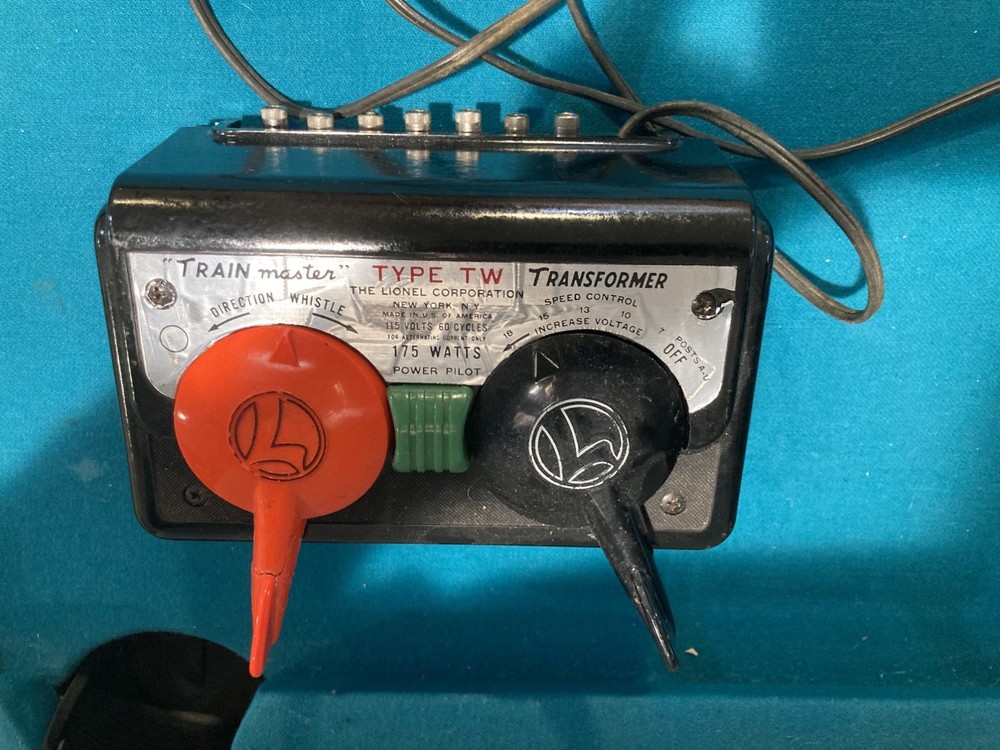 LIONEL TW TRANSFORMER WHISTLE AND DIRECTIONAL CONTROL