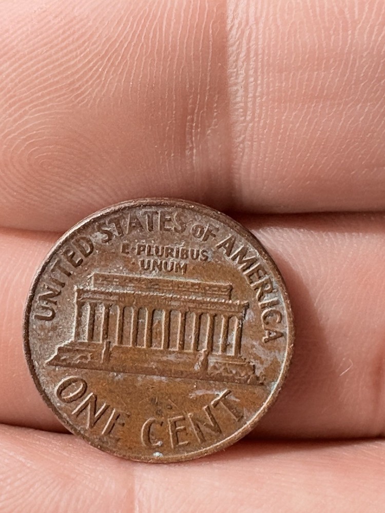 1969 D Penny Full Steps (P37)
