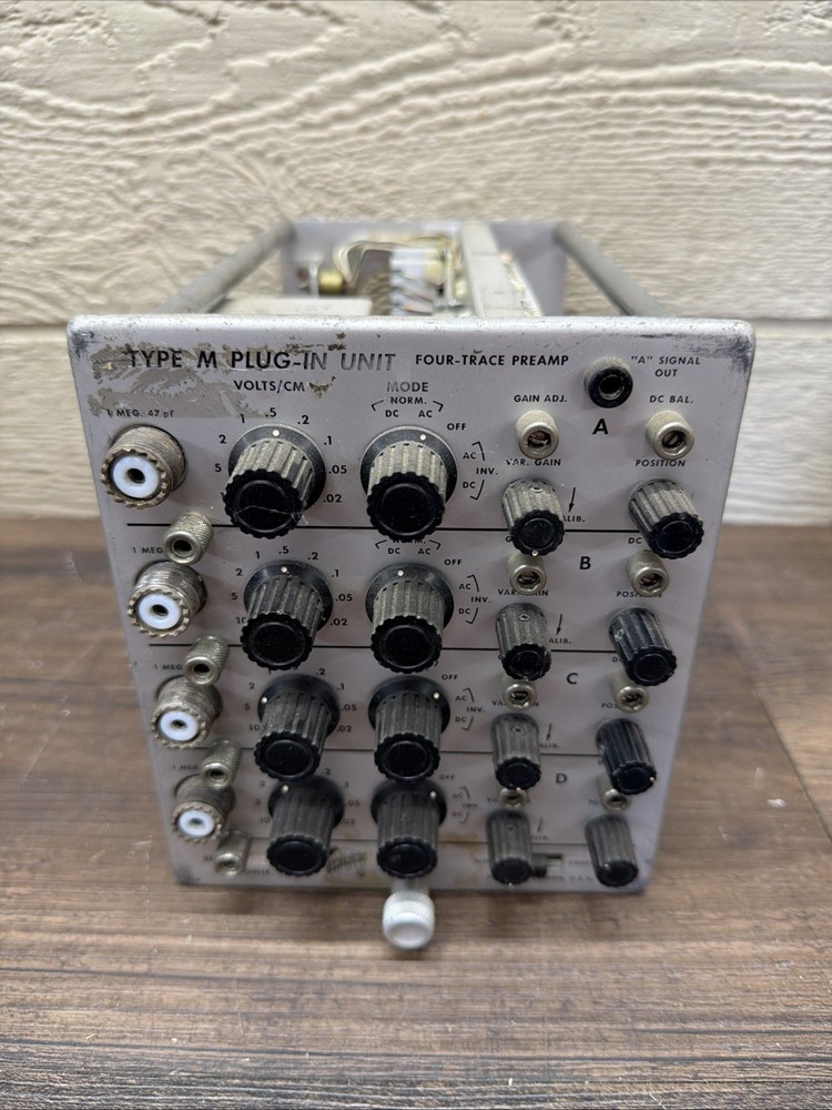 Tektronix Type M plug-in unit Tested Works