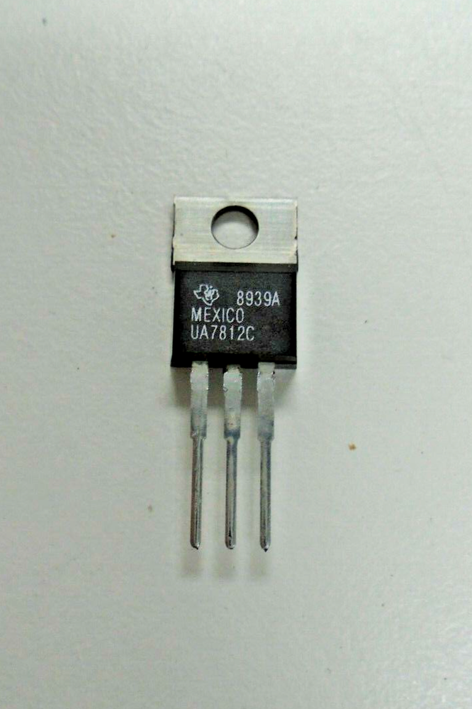 VOLTAGE REGULATOR REFERENCE IC UA7812C UA7812 TO220 Texas Instruments