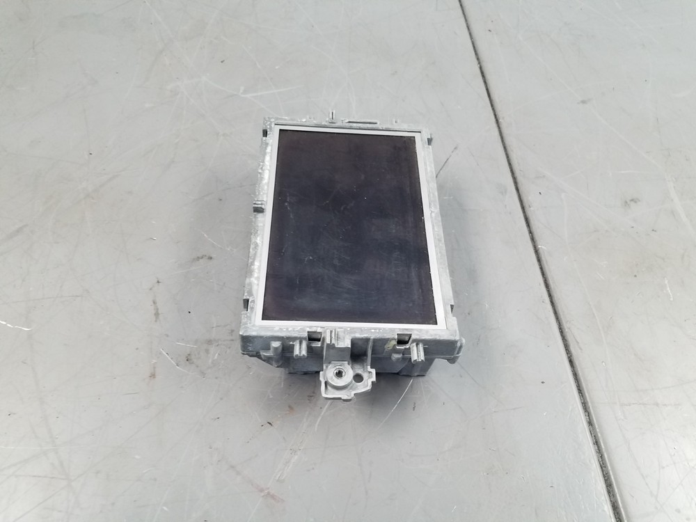 2011 Mercedes Benz AMG E 63 Navigation Display Screen #7920 B3
