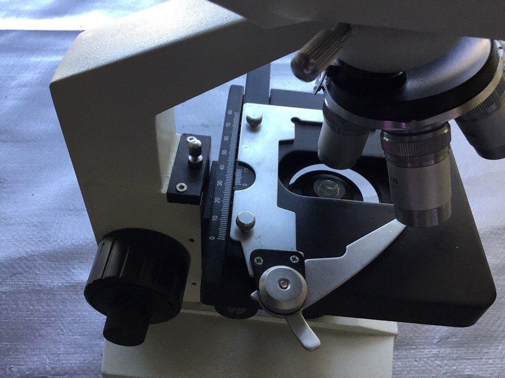 OMAX 40X–1000X Lab-Grade Microscope with Oil Immersion Objective Digital Camera