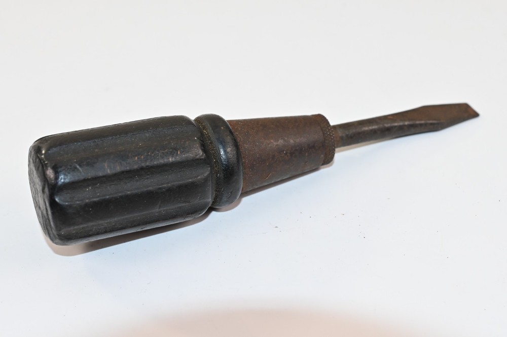 Stanley No 90 Stubby Screwdriver + Vintage Gouge Chisel Tool