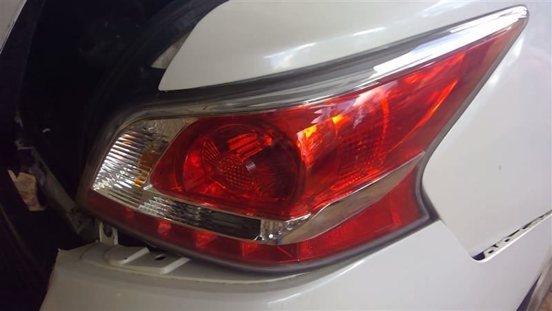 ALTIMA 2014 Fuse Box Cabin 6725