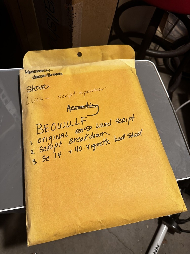 Bundle - Zemeckis Film - ORIGINAL Beowulf Movie Script +Handwritten Notes