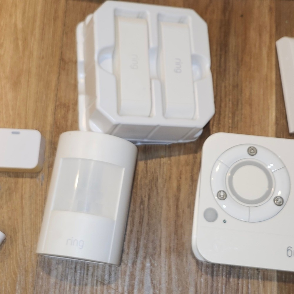 SimpliSafe/Ring Alarm Security Components Wireless Motion Entry Sensors Camera