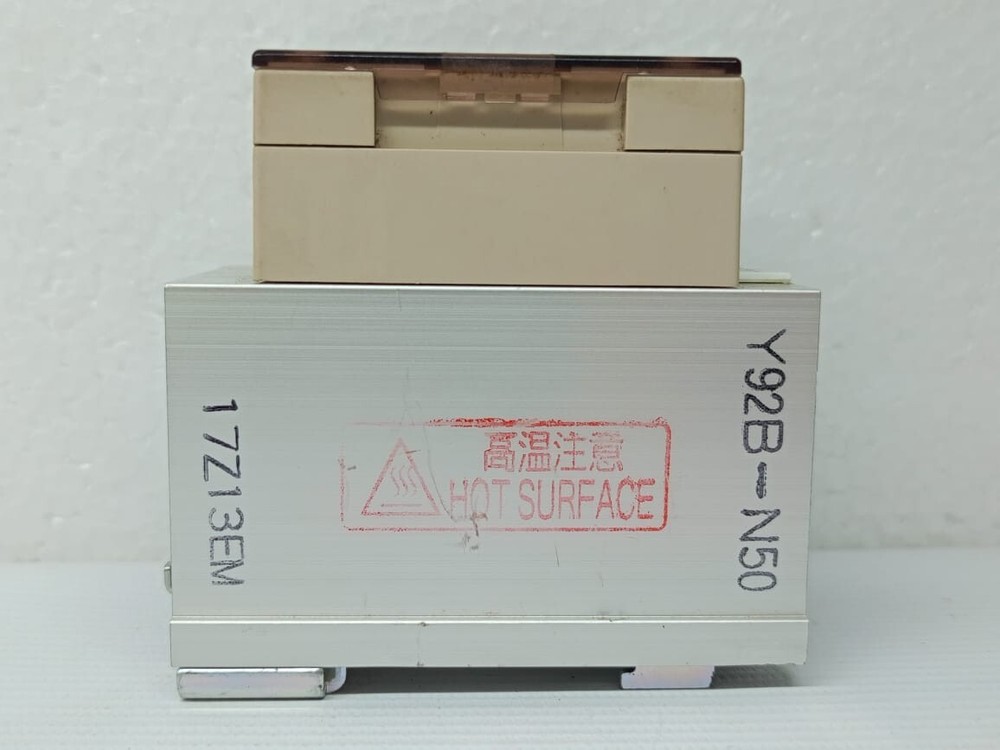 OMRON G3NA-210B SOLID STATE RELAY