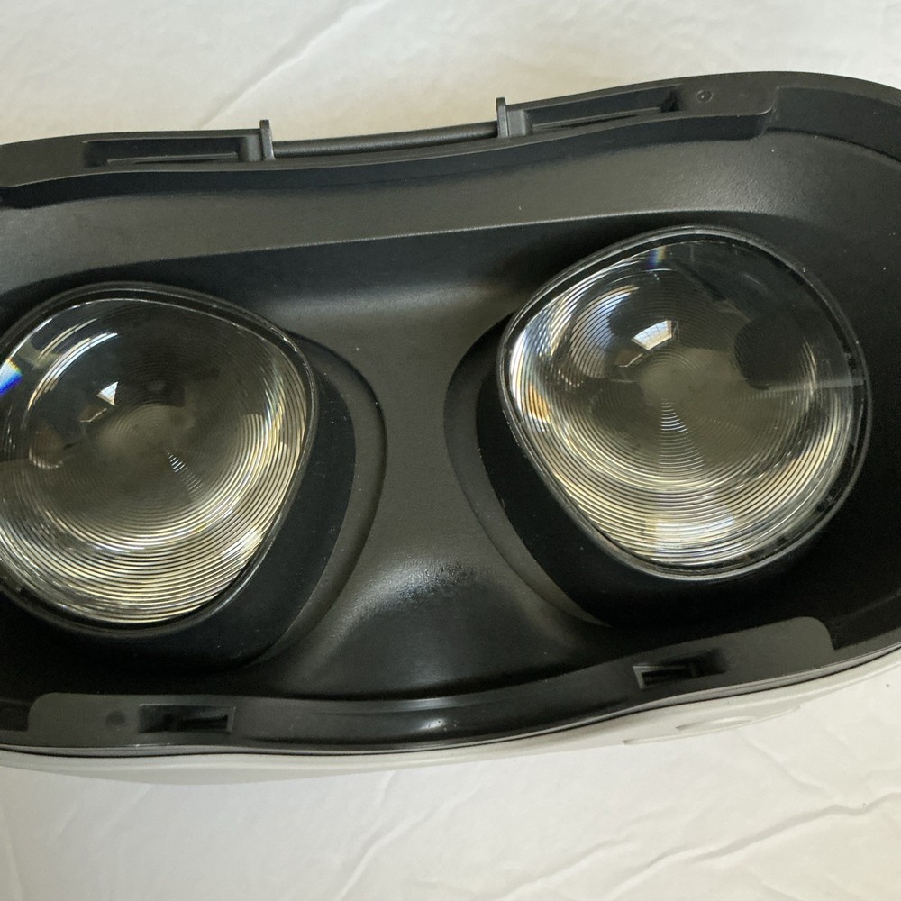 Meta Quest 3S 256GB VR Headset Only (No Controllers) - Nice Lenses