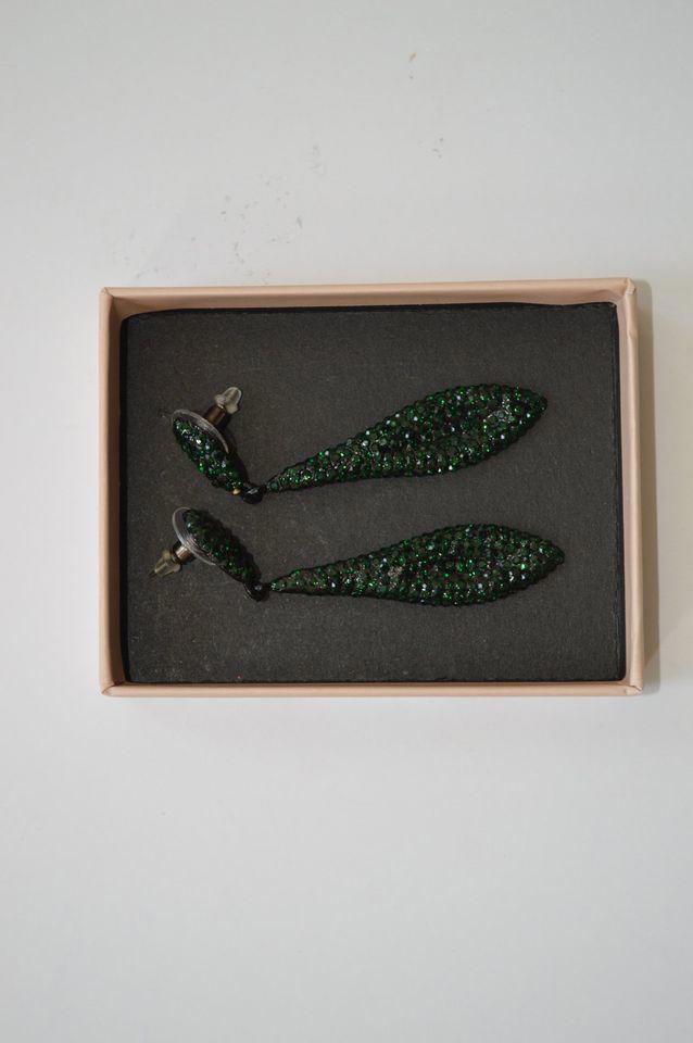 SWEETV Green Sparkling Earrings