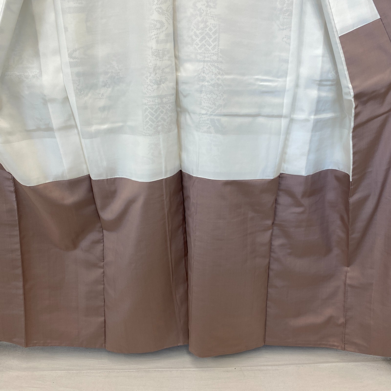 Japanese Vintage Kimono Silk White Oshima Traditional Authentic Length 61 in