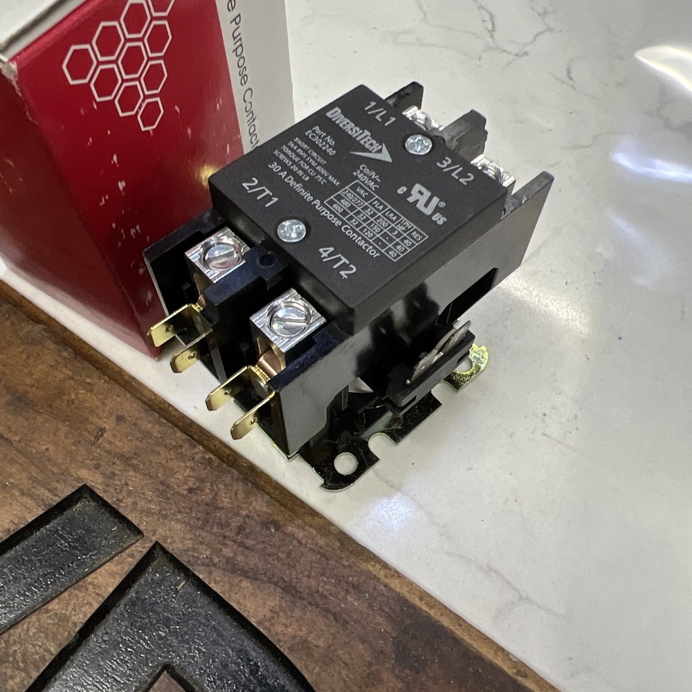 DIVERSITECH EC302240 2POLE 30AMP 240VAC DEFINITE CONTACTOR