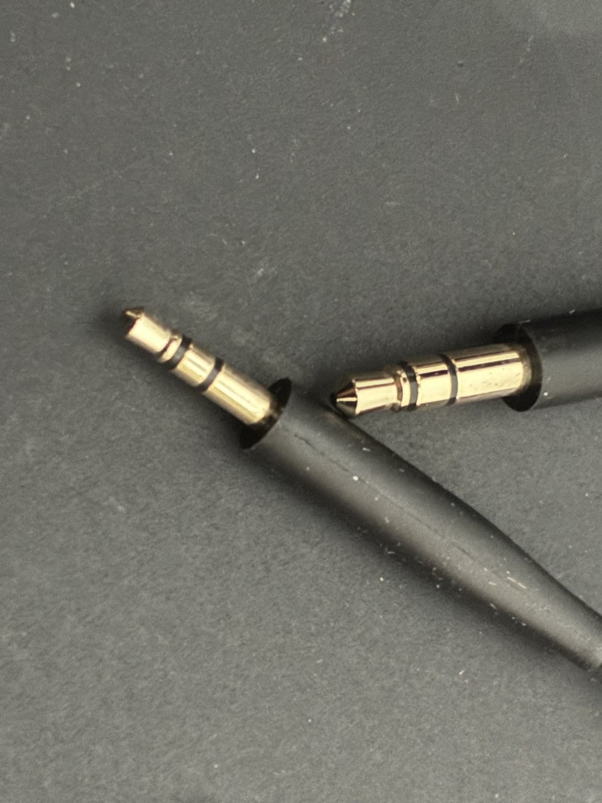 Genuine Bose 2.5 mm to 3.5 mm Audio Cable For OE2 QC35 QC45 Ultra Headphones