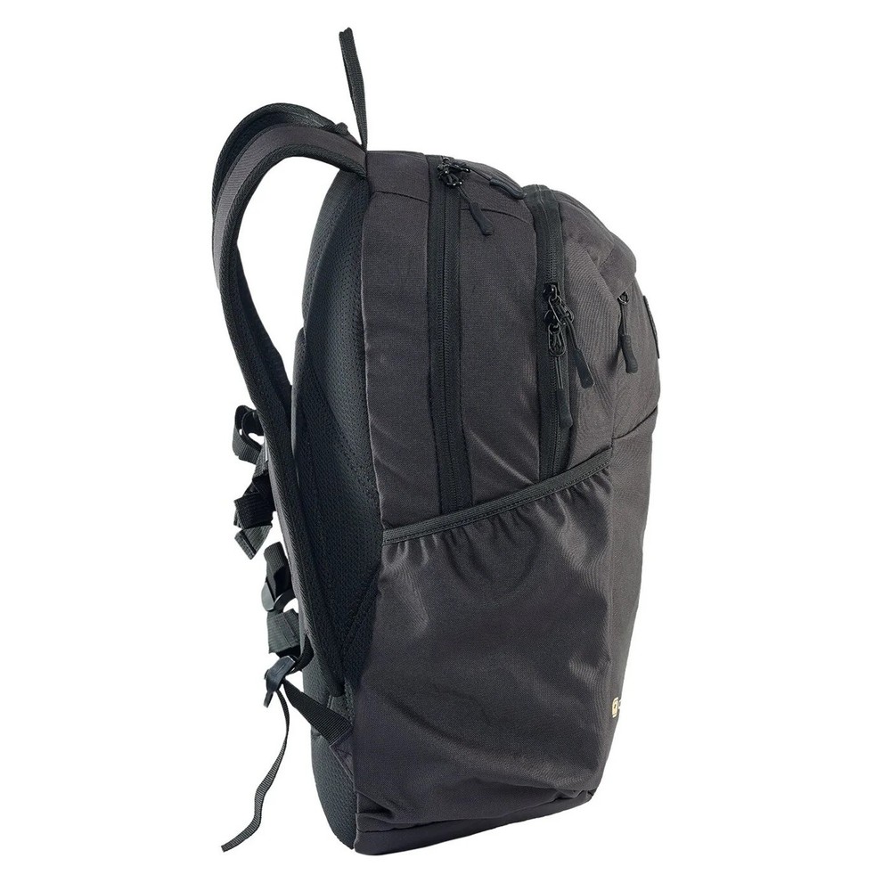 Caribee CUB 28L backpack BLACK