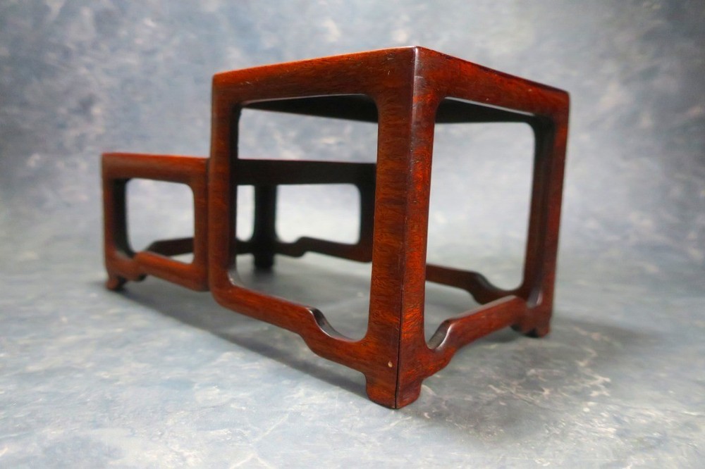 Bonsai stand